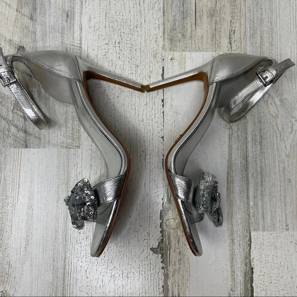 MICHAEL Michael Kors open toe sandal heels with silver sequin bow - 6.5M - Picture 5 of 9
